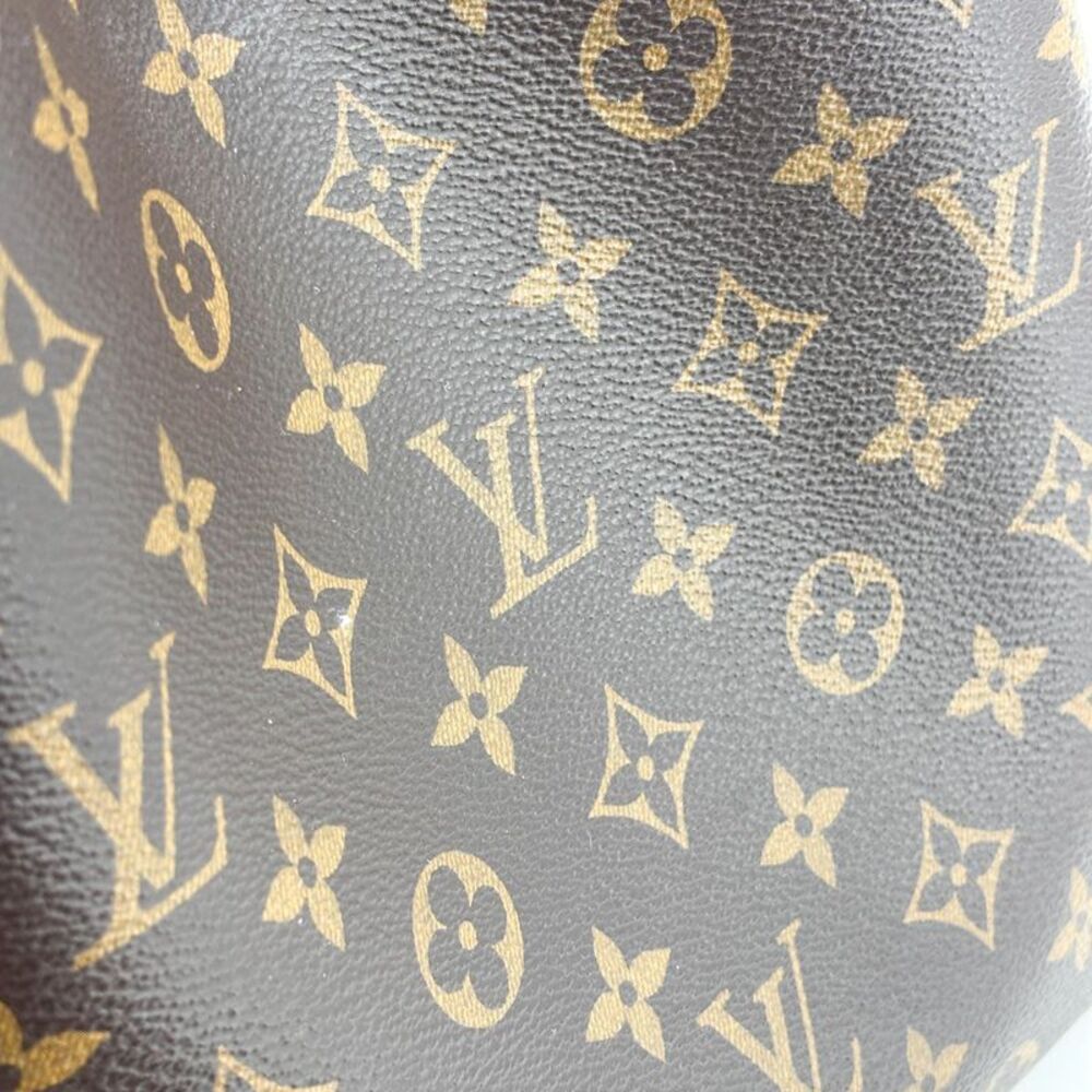 Louis Vuitton Neo Noé MM Monogram Noir - Picture 8 of 10